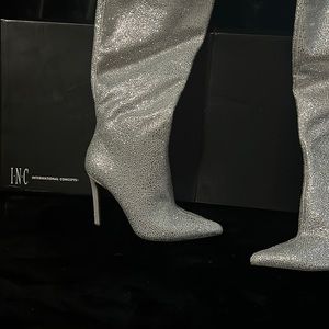 International concepts, blinded out boots